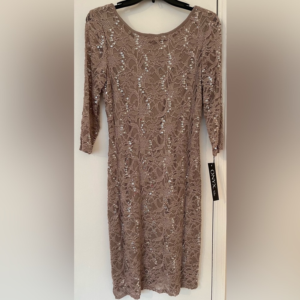 NWT Onyx Taupe Cocoa 3/4 Sleeve Lace Overlay Sequin Dress
